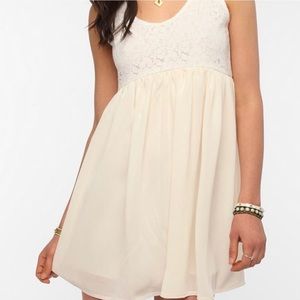 urban outfitters babydoll dress